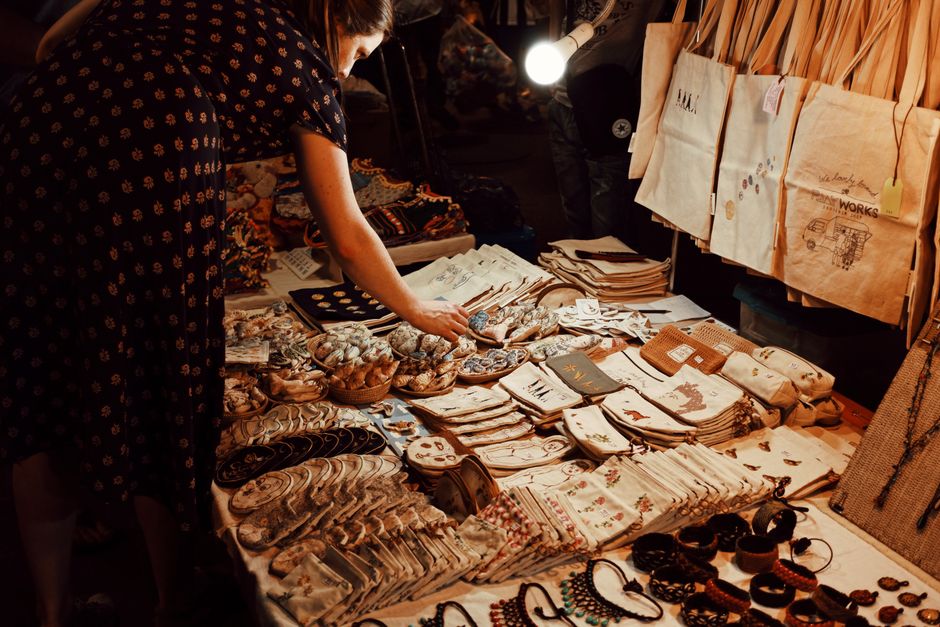 Feria de artesanos y manualistas en Lamarque: más de 70 expositores y lo que tu taller puede copiar
